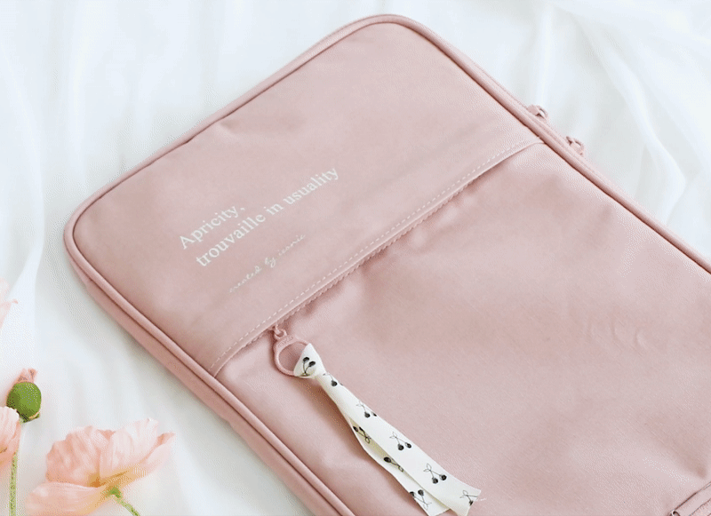 Iconic Conttony Ipad Pouch (11 inch)