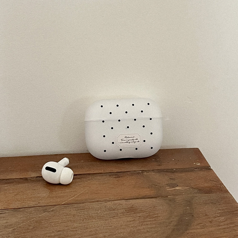 Mademoment More Round Airpods Case (半透明殼)