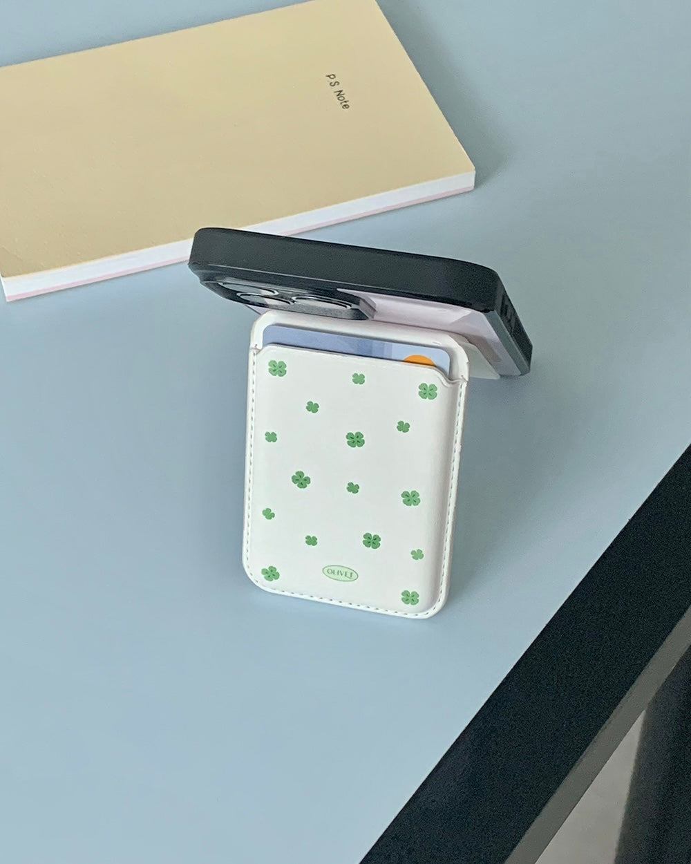 Olivet clover pattern magsafe stand wallet (3色)