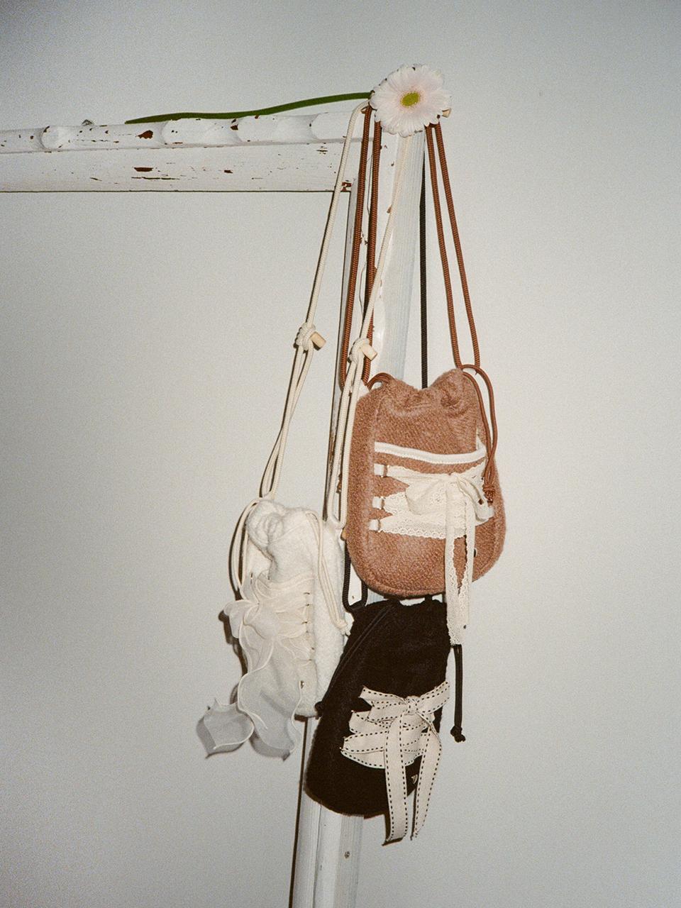 NEW! Ovuni Mini Sneaker Ribbon Bag (Dumble) - 3色