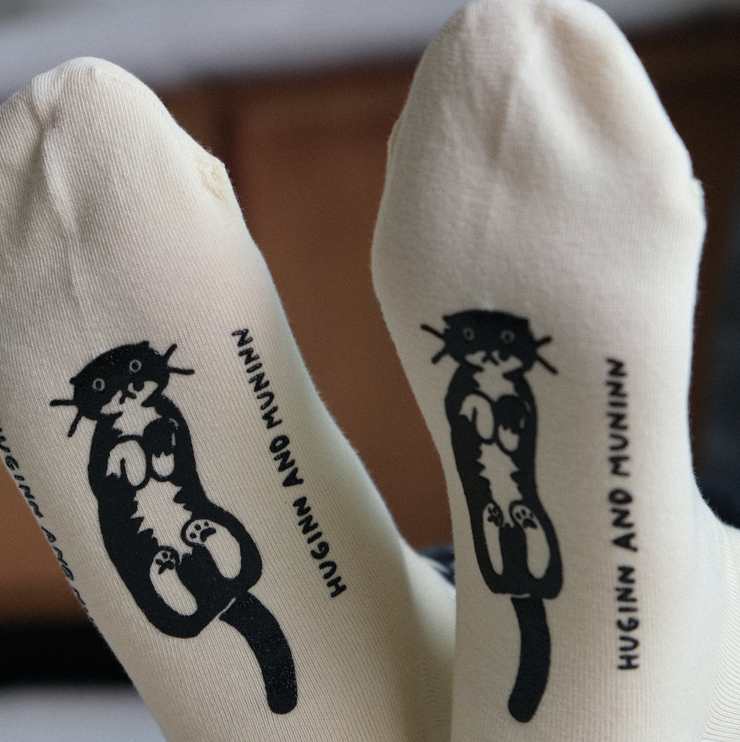 HUGINN AND MUNINN X SOCKSTAZ Front & back mo socks (3色)