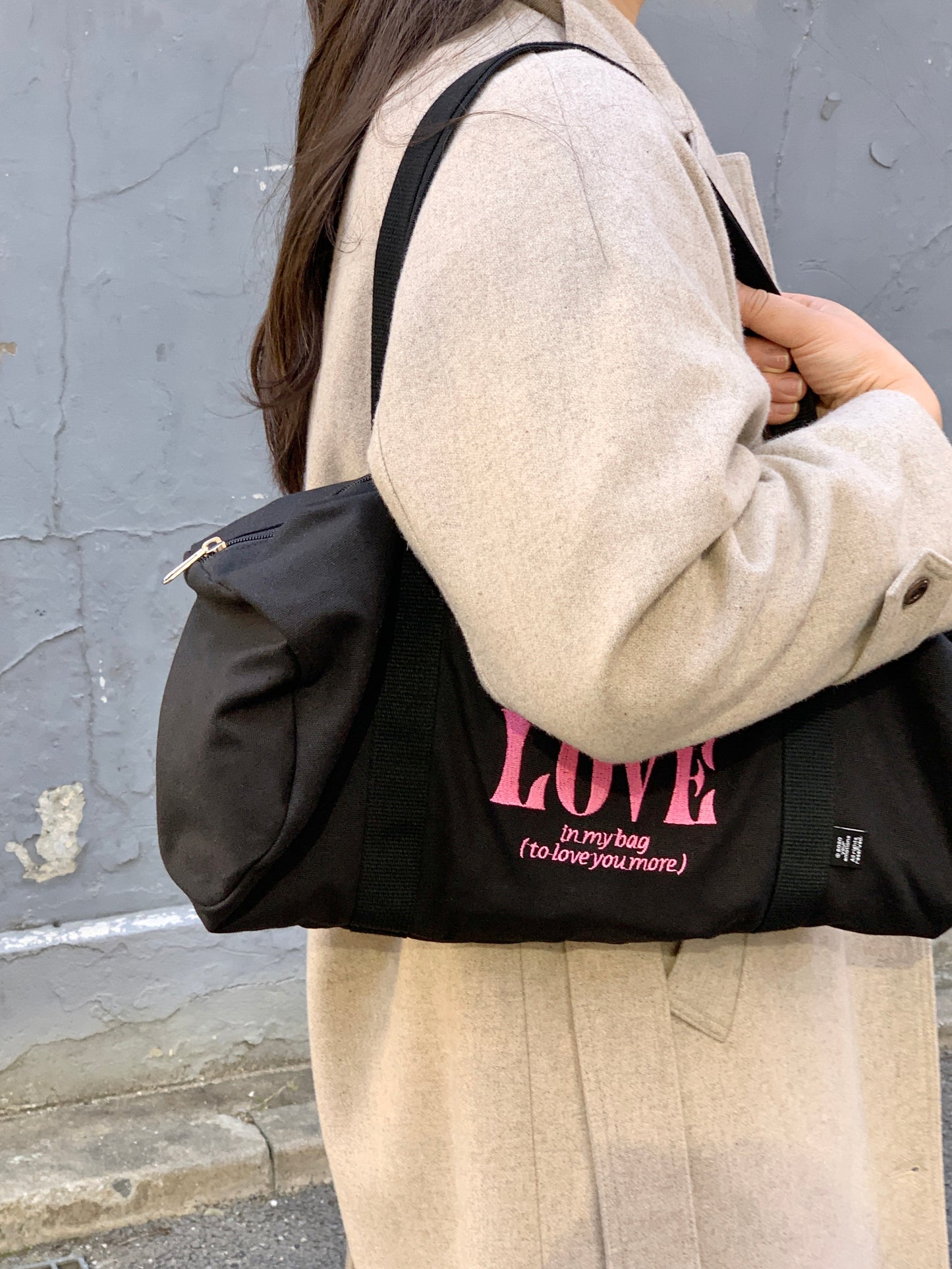 Your Emotions OUR LOVE duffle bag / black