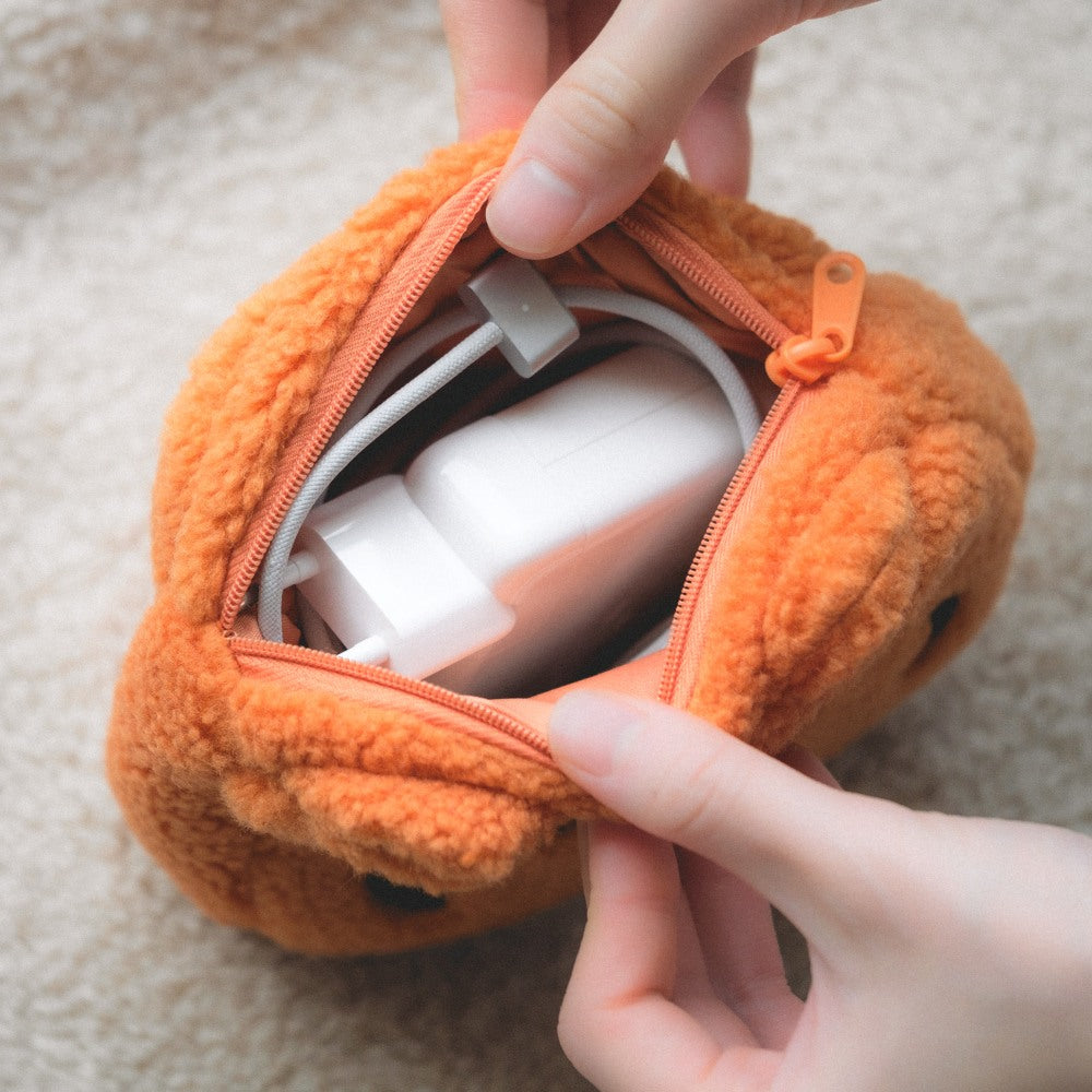 Muzik Tiger Fluffy Square Pouch (2色)