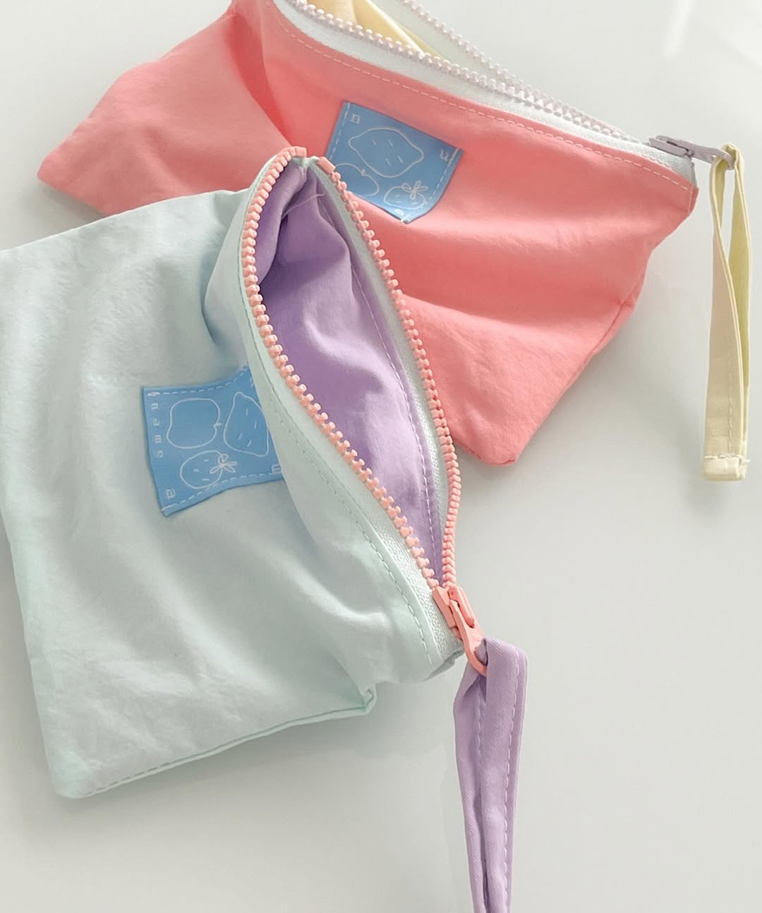 Nuaname Sanwich Pouch (2色)