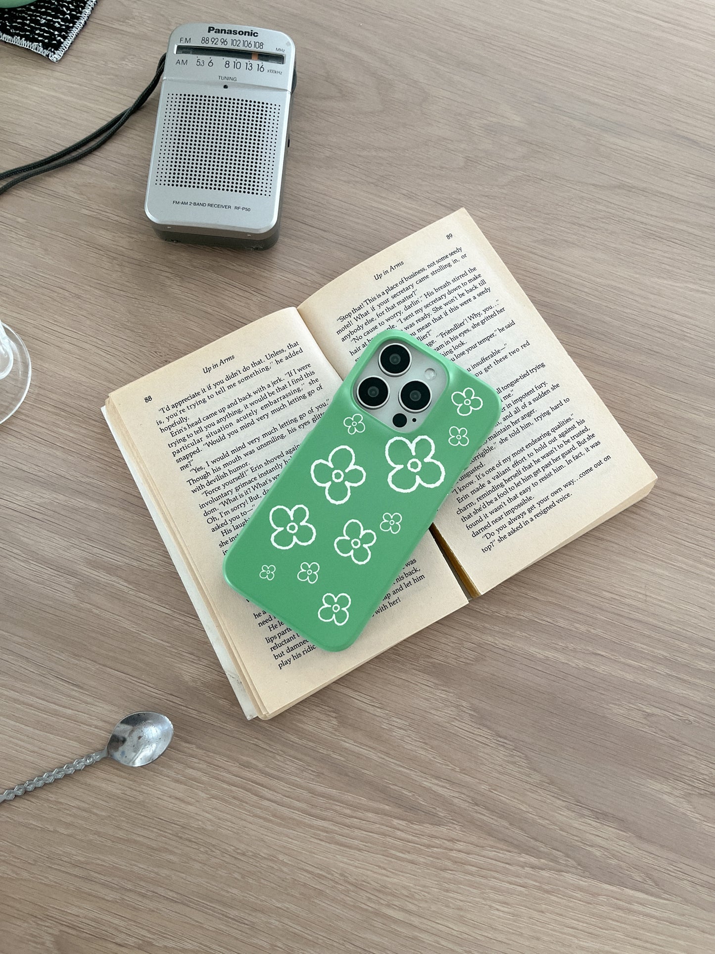 Flower Doodle Pattern Phone Case (Hard/Card Storage) (2色)