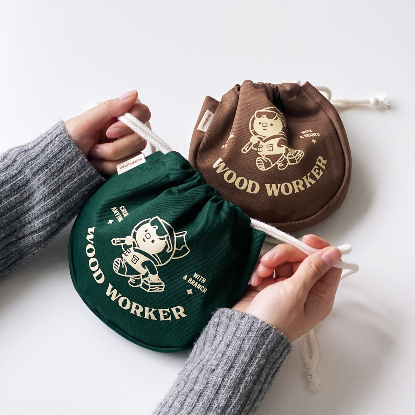 Avofriends Wood Worker Maroni String Pouch (2色)