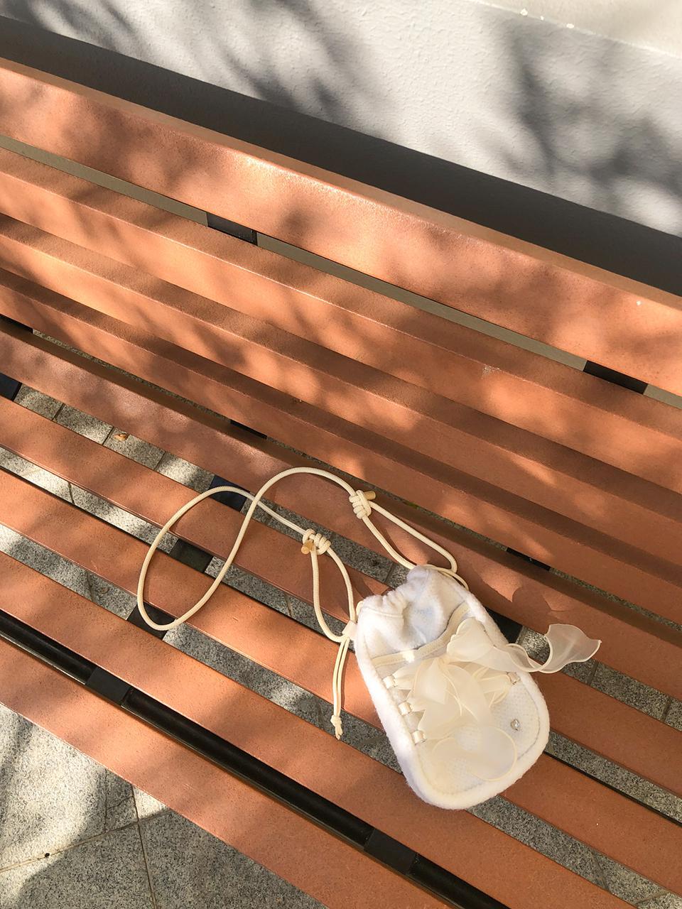 NEW! Ovuni Mini Sneaker Ribbon Bag (Dumble) - 3色