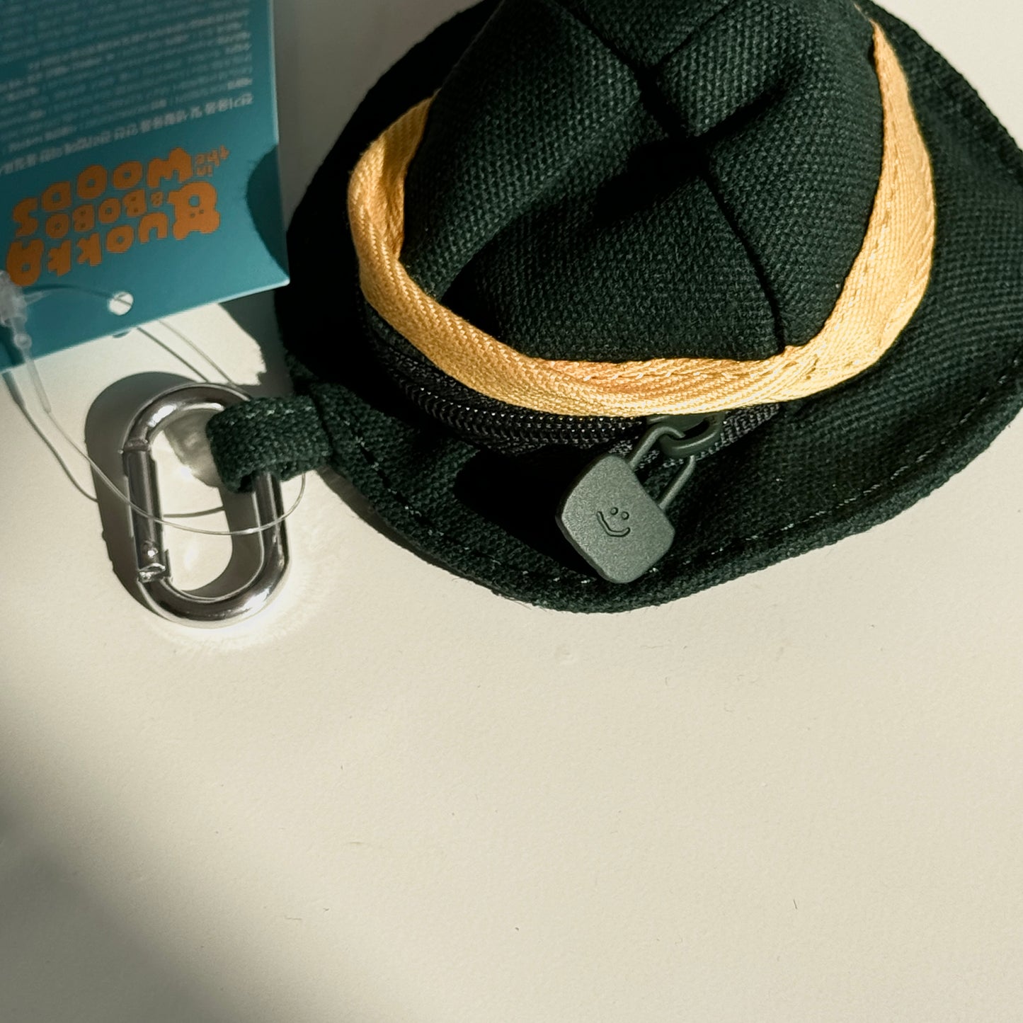 【現貨95折】Dinotaeng Bobo in Woods Hat Keyring