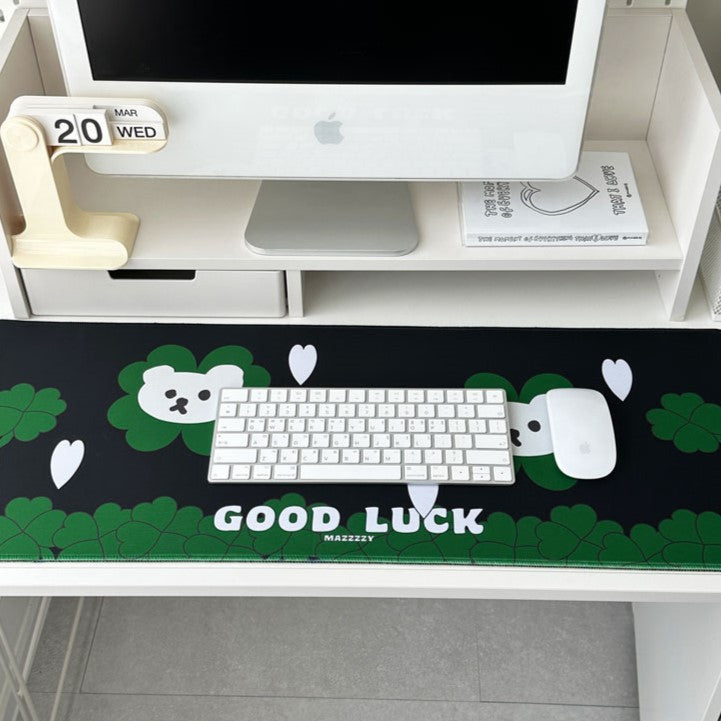 Mazzzzy loooove~~~ desk pad / muffin(clover) 電腦桌墊/滑鼠墊