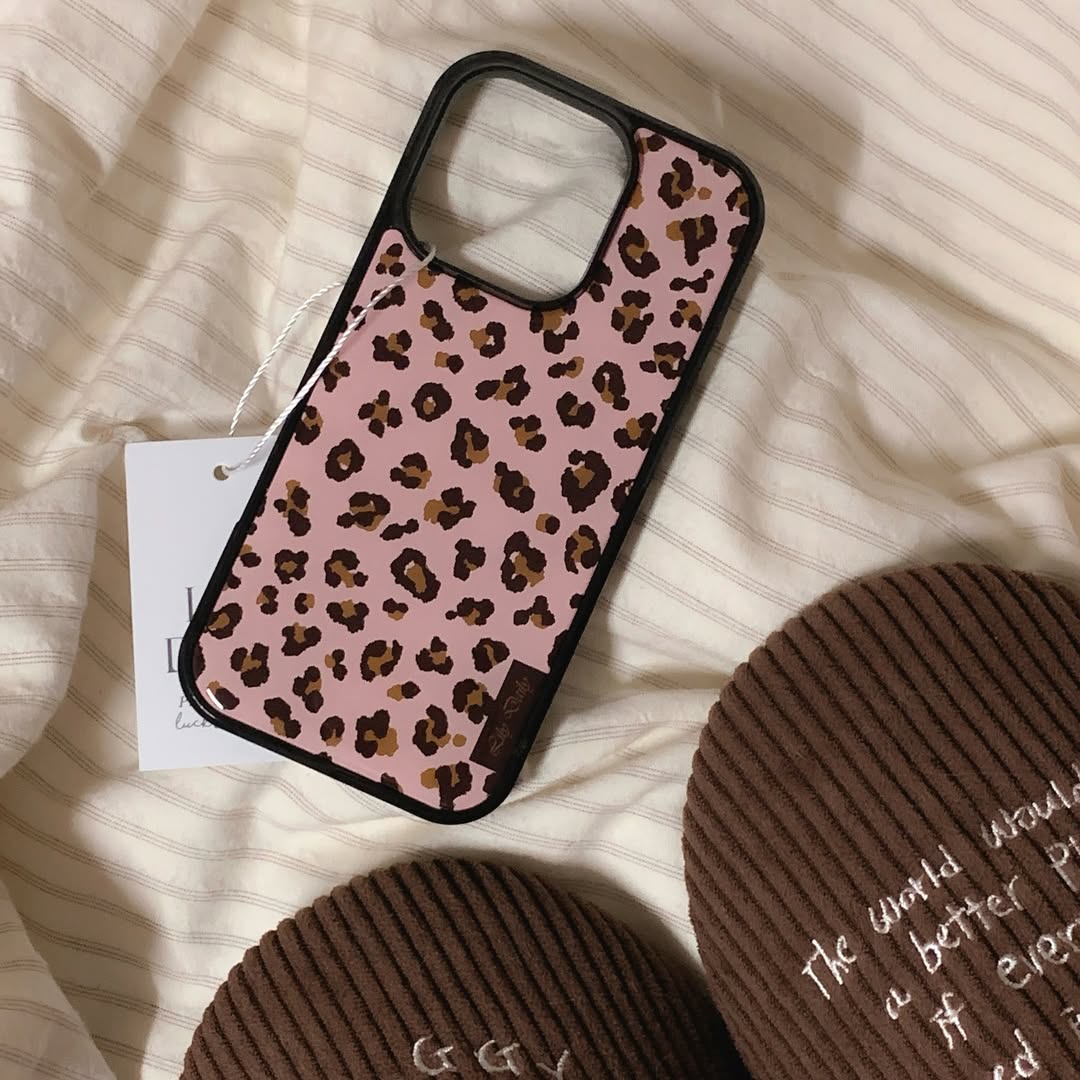 Lily Daily Leopard (Pink) Epoxy Bumper Case