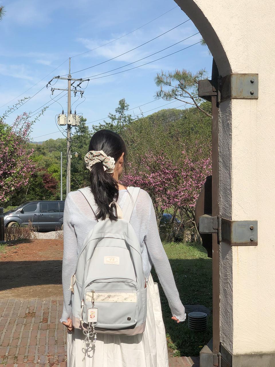 Ovuni Bon Voyage Backpack - Pastel blue