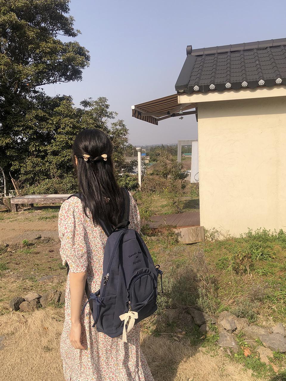 Ovuni Ruffle Ribbon Backpack_ Vintage Navy