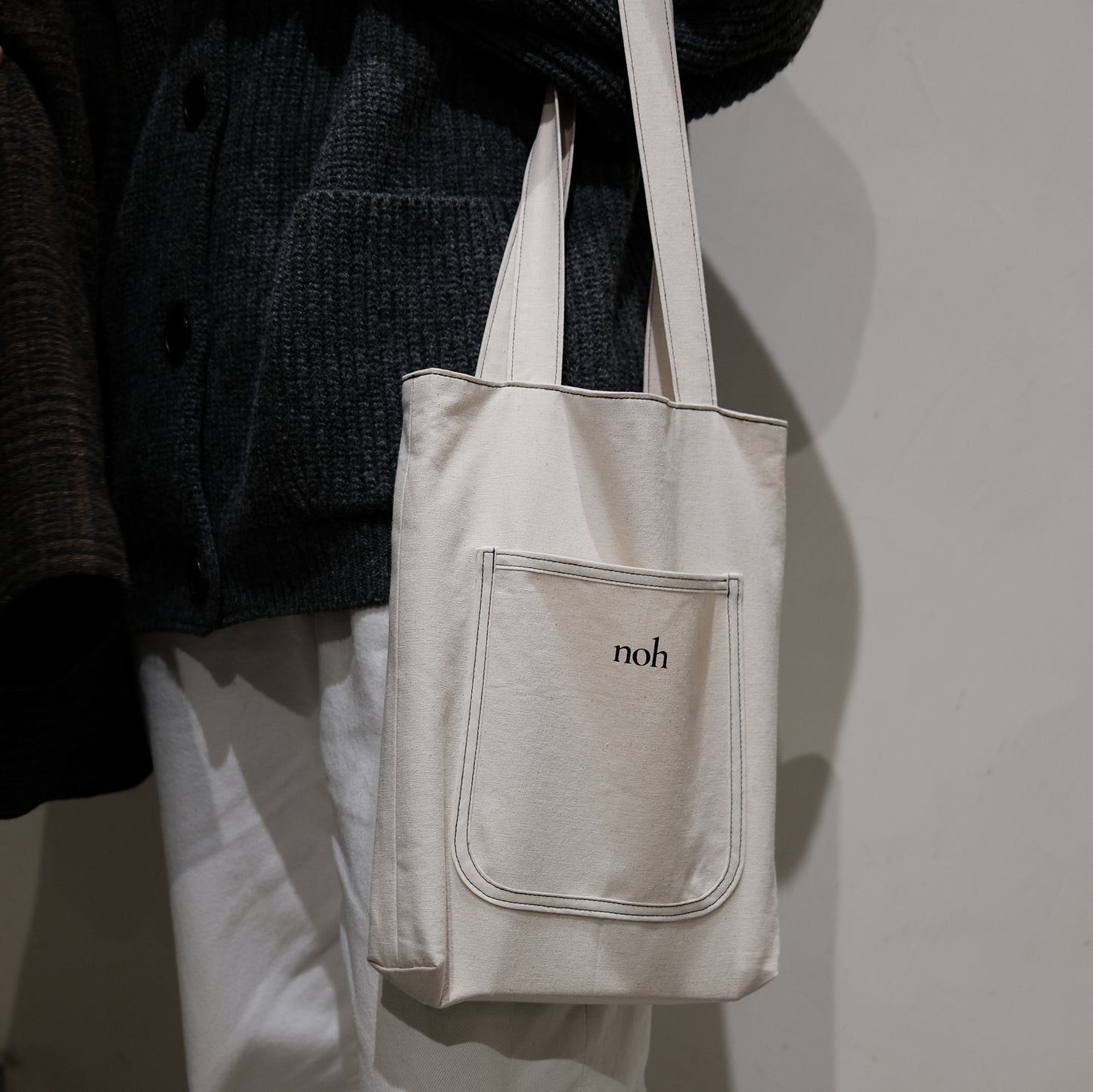 NOH Stitch book bag (Black/Ivory)