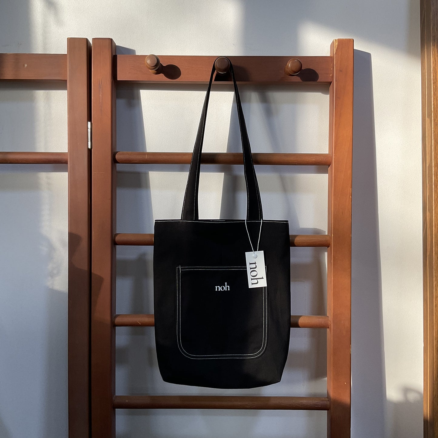 NOH Stitch book bag (Black/Ivory)