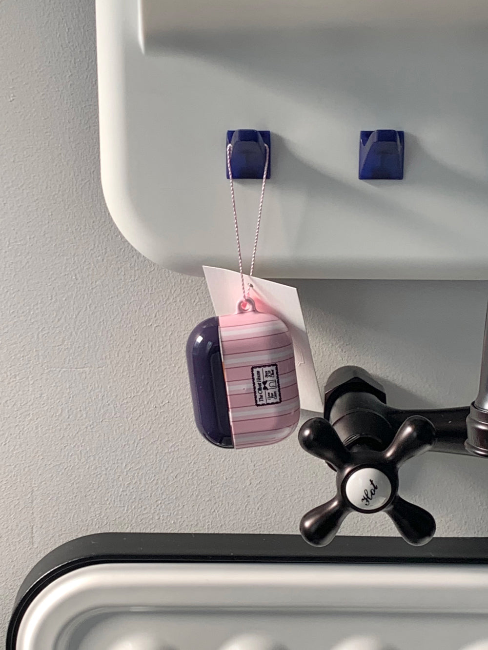 Olivet house stripe airpods case
