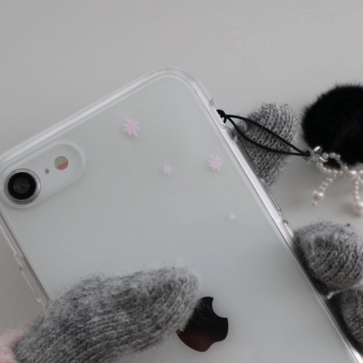 HIOO.kr first snow case (jelly hard/magsafe)
