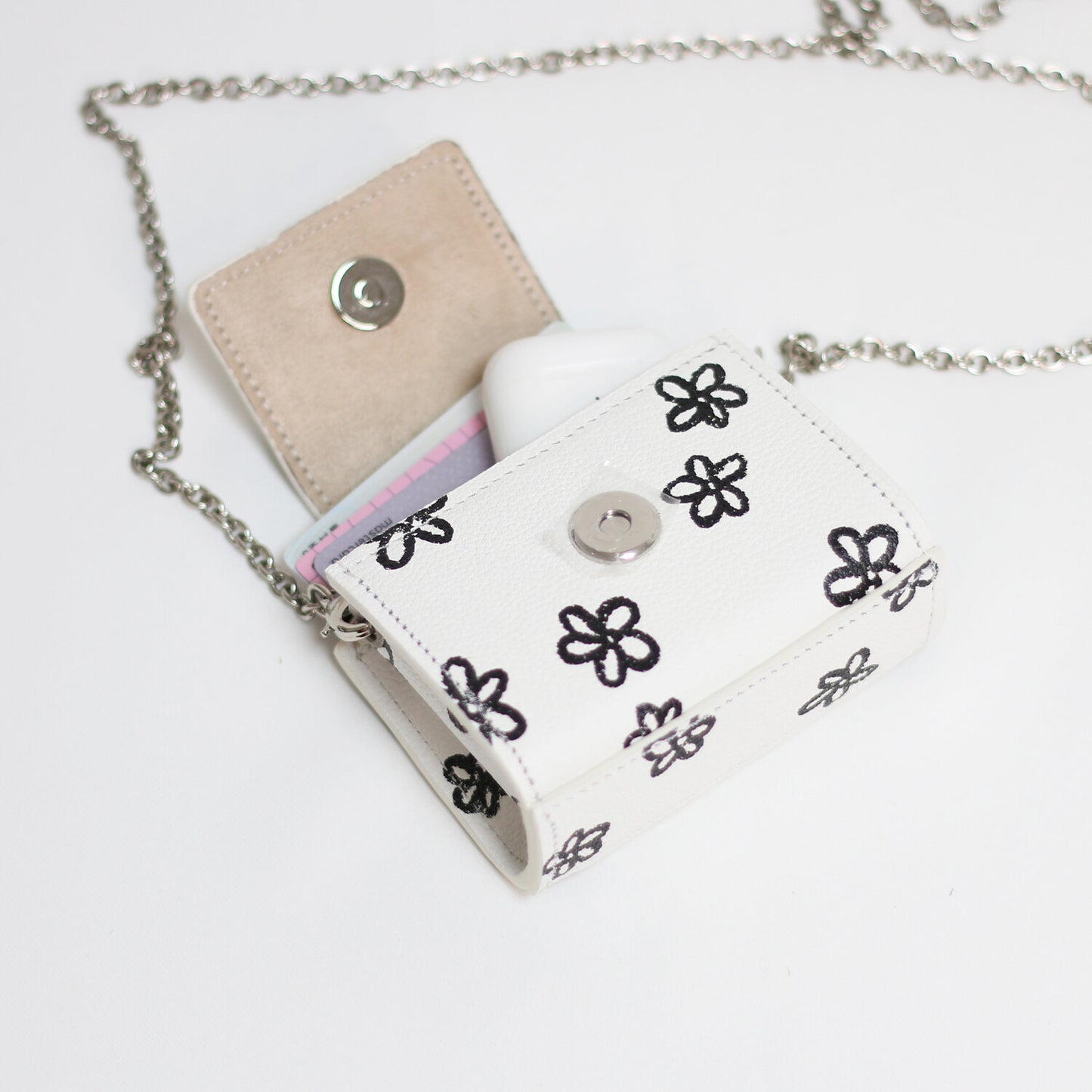 Keike 'shape of' microbag - black flowers