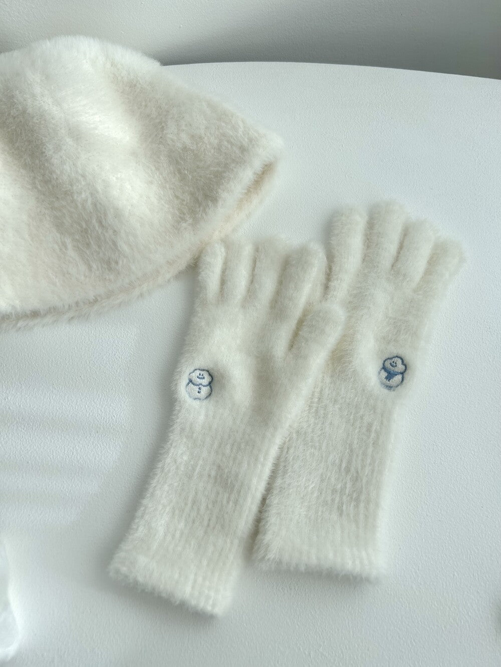 Skyfolio Fluffy knit gloves 保暖手套