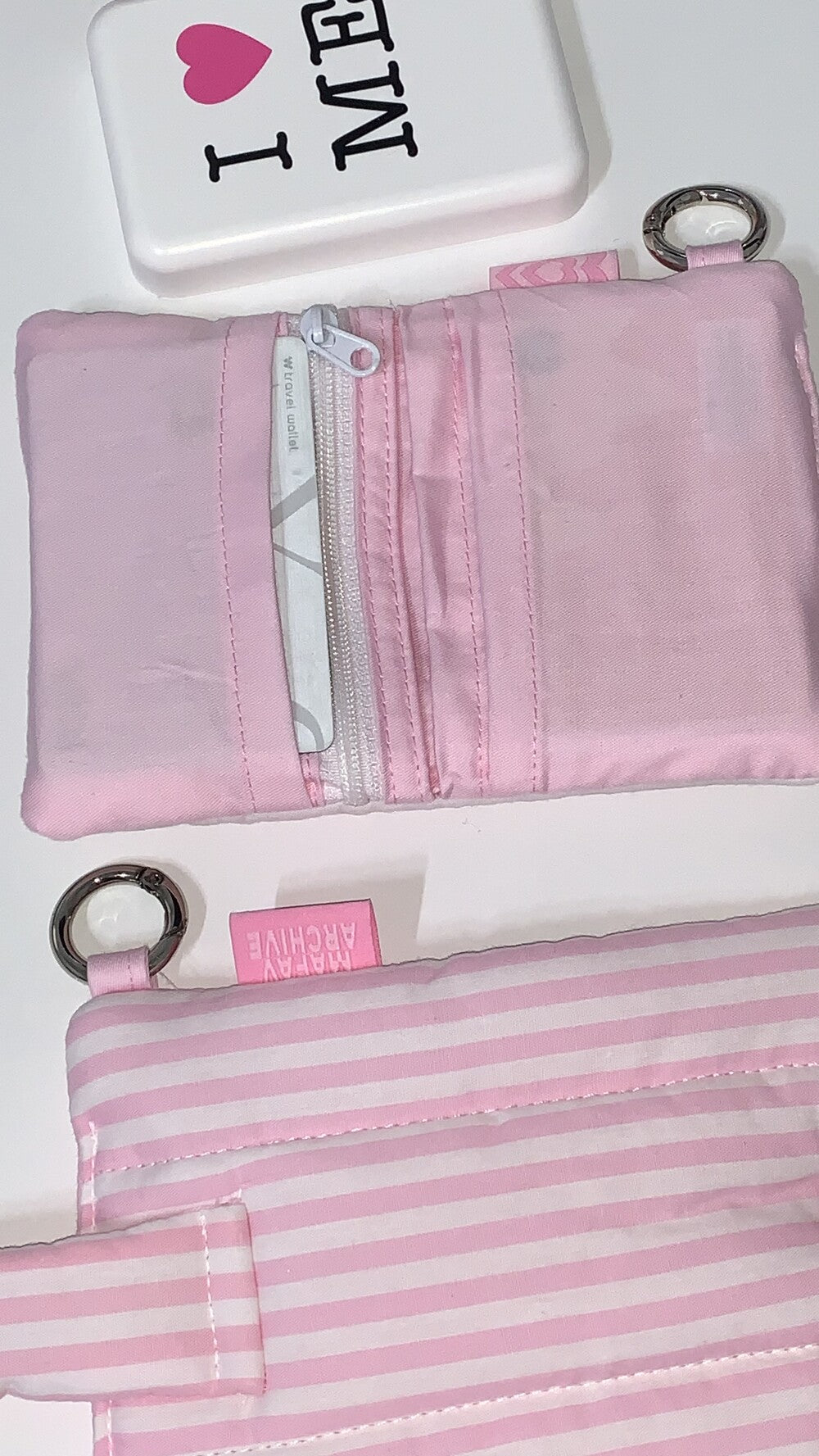 Mafavarchive Fluffy Wallet (Pink)