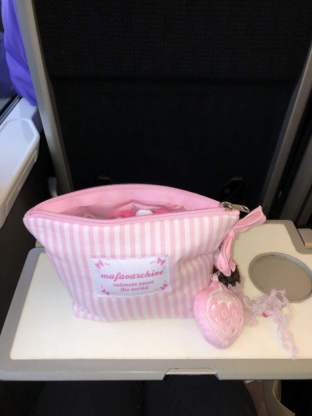 Mafavarchive mfa ribbon fluffy pouch (3 types)