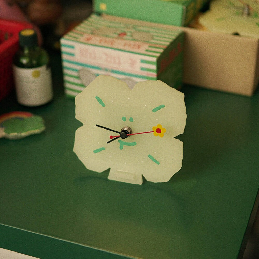 Ahmugaec 아무개씨 Clover Desk Clock (夜光)