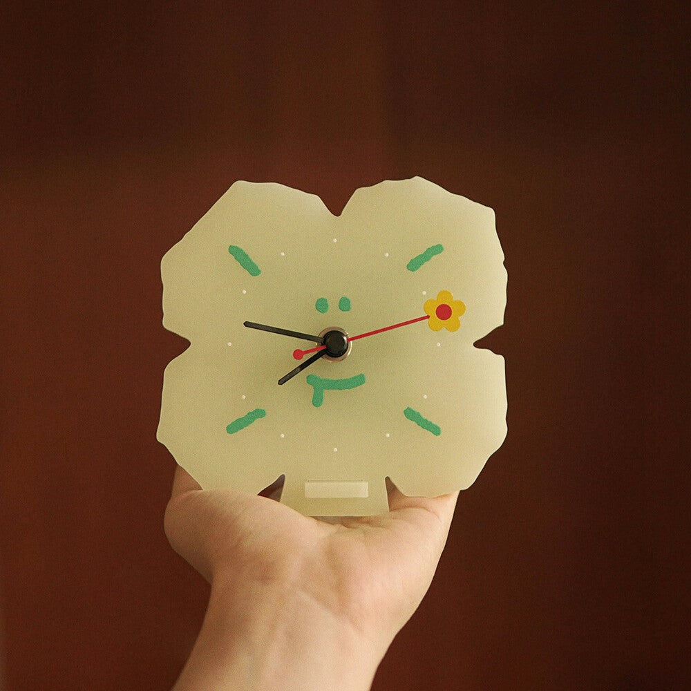 Ahmugaec 아무개씨 Clover Desk Clock (夜光)