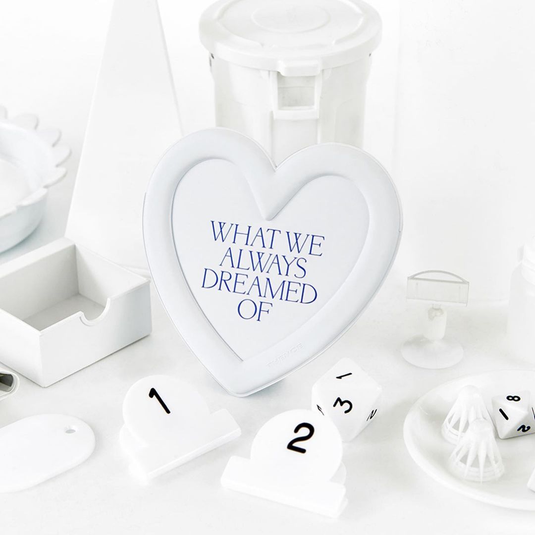 Thence Magnet Stand Photo Frame_Heart_Blue/White/Green