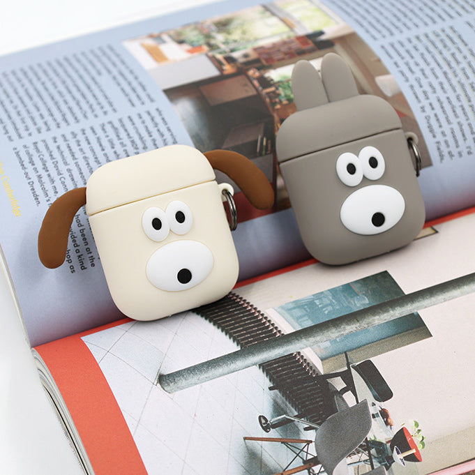 Romane Brunch Brother Airpods Case (bunny/puppy)