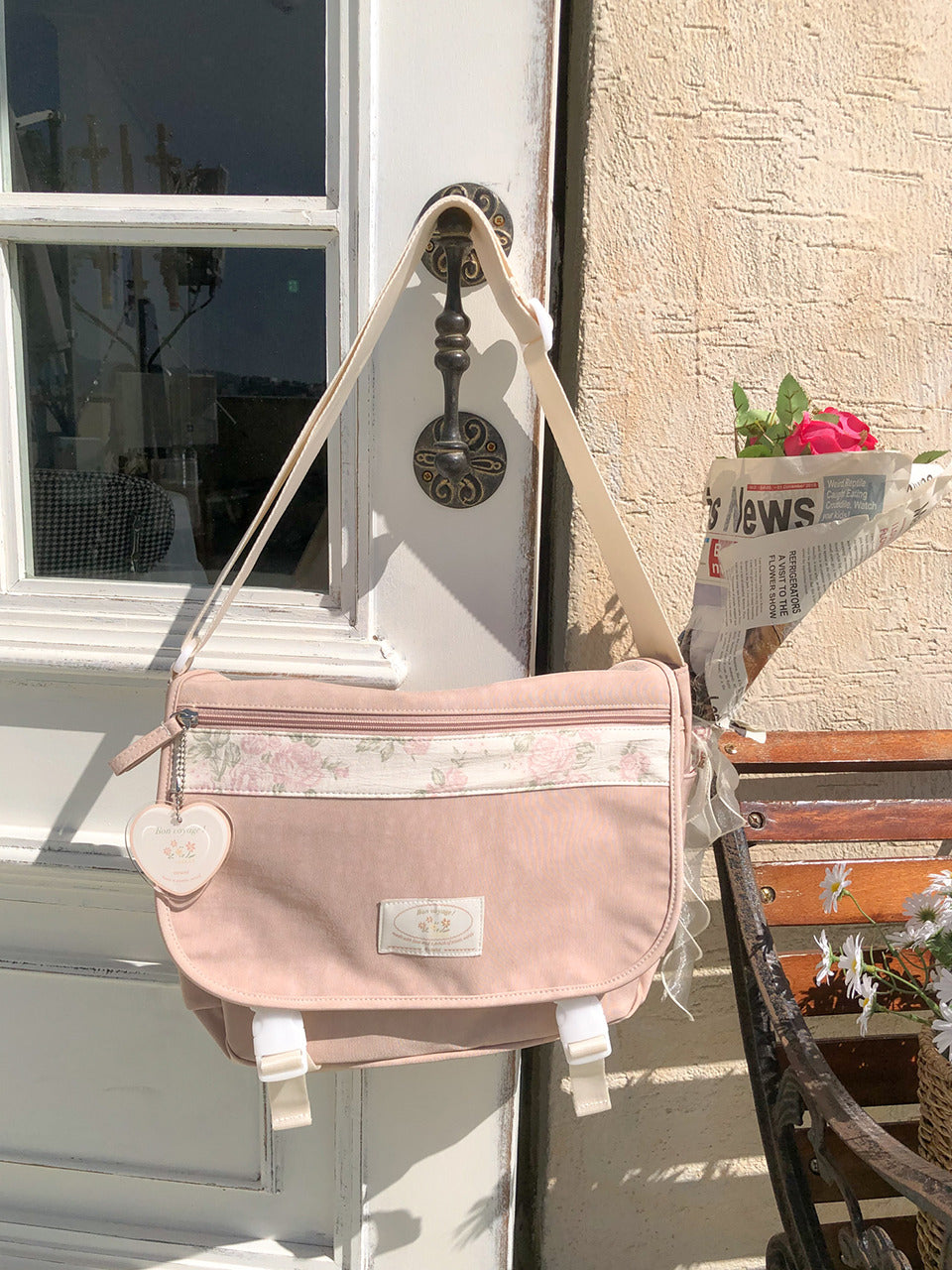 [ovuni] BON VOYAGE メッセンジャーBAG ☆nude pink Ovuni Bon voyage messenger bag _nude pink – mydeermoon