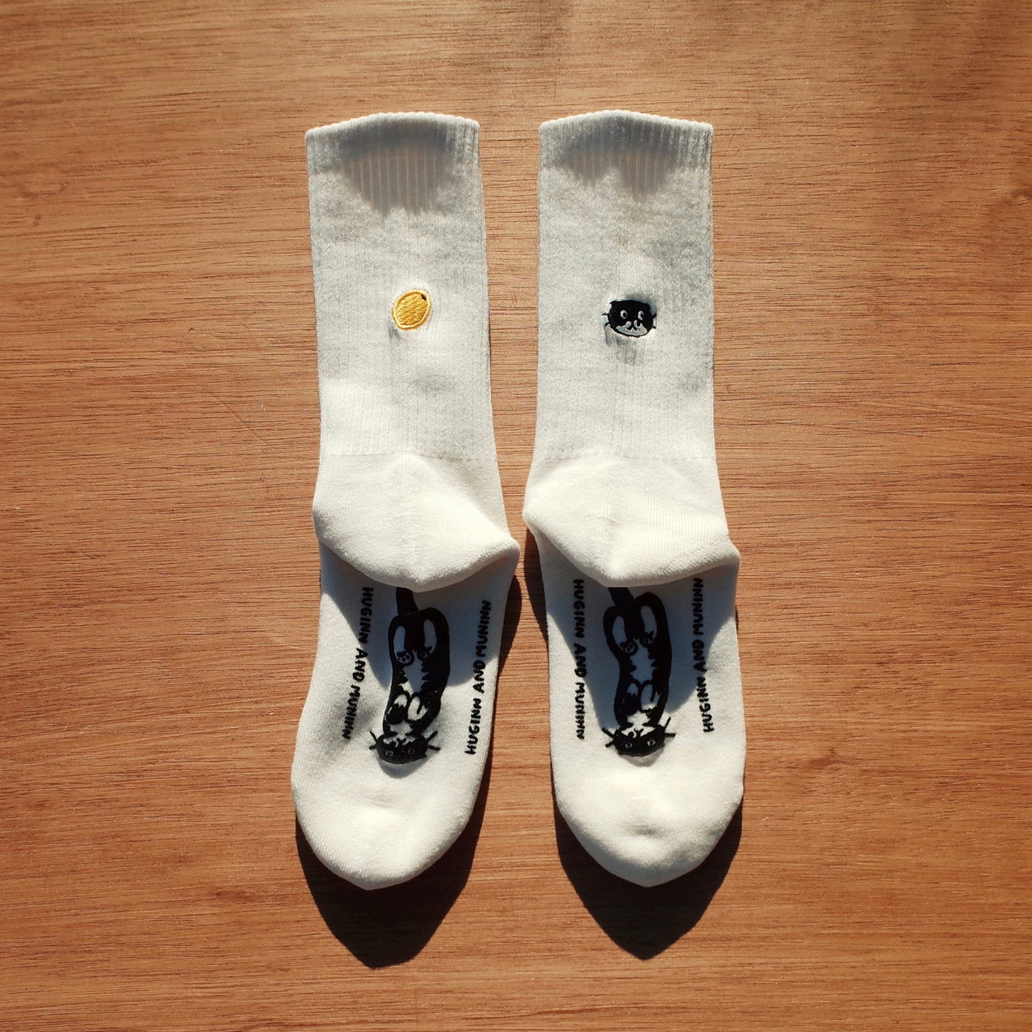 HUGINN AND MUNINN X SOCKSTAZ Fruit mo socks (3色)