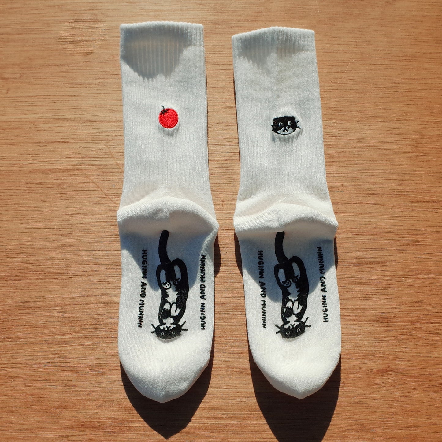 HUGINN AND MUNINN X SOCKSTAZ Fruit mo socks (3色)