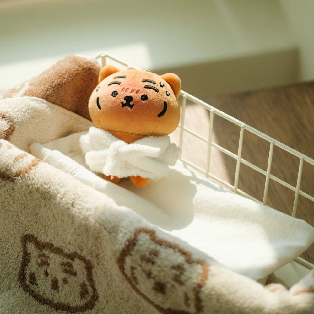 Muzik Tiger Toffee in the shower Keychain