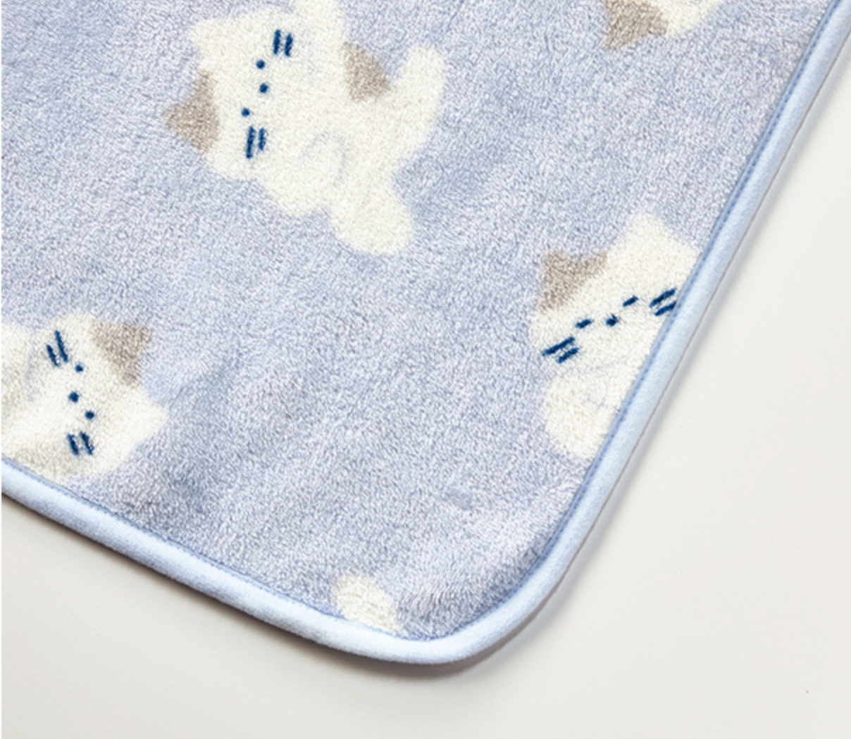 Butter Shop Butter Family Blanket (2款)