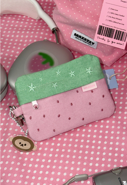 Mazzzzy Star Strawberry Card Wallet