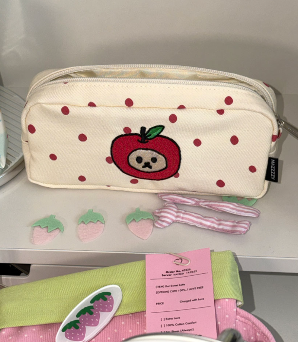 Mazzzzy Apple Muffin Pencil Case