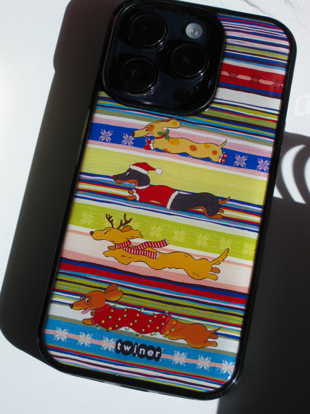 [Pre-order] Twiner Winter Edition Dachshund Phone Case (Epoxy)