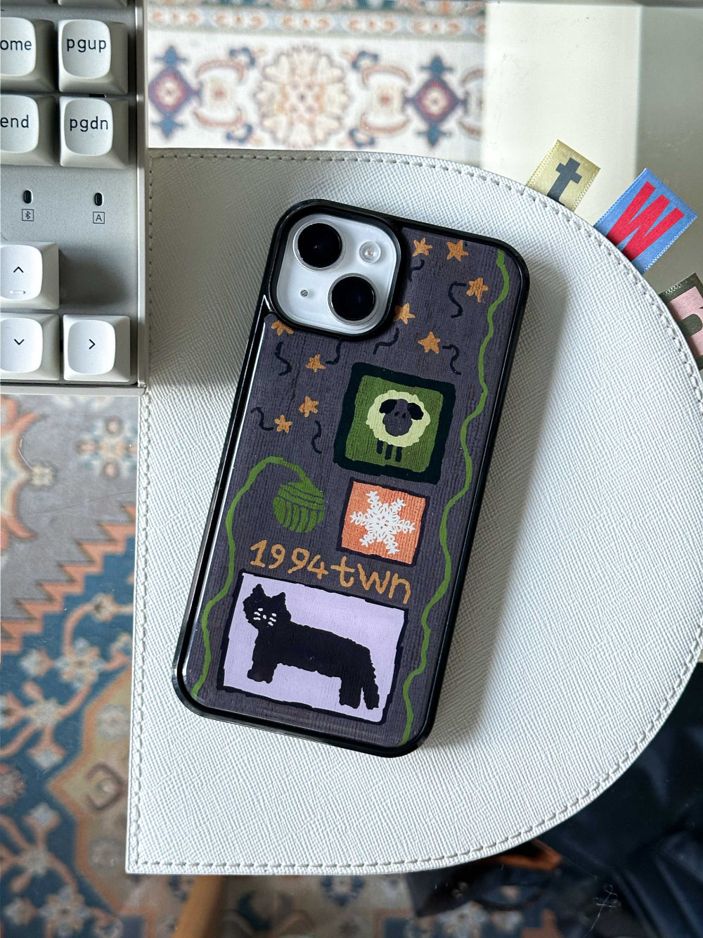 [Pre-order] Twiner Cat and Knits-Grey Phone Case (Epoxy)