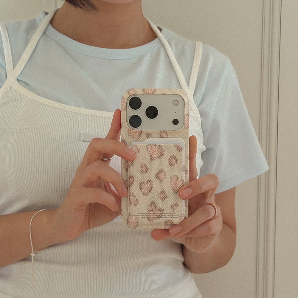 Lovely Leopard Fabric Phone Case (Hard/Card Storage/Magsafe)