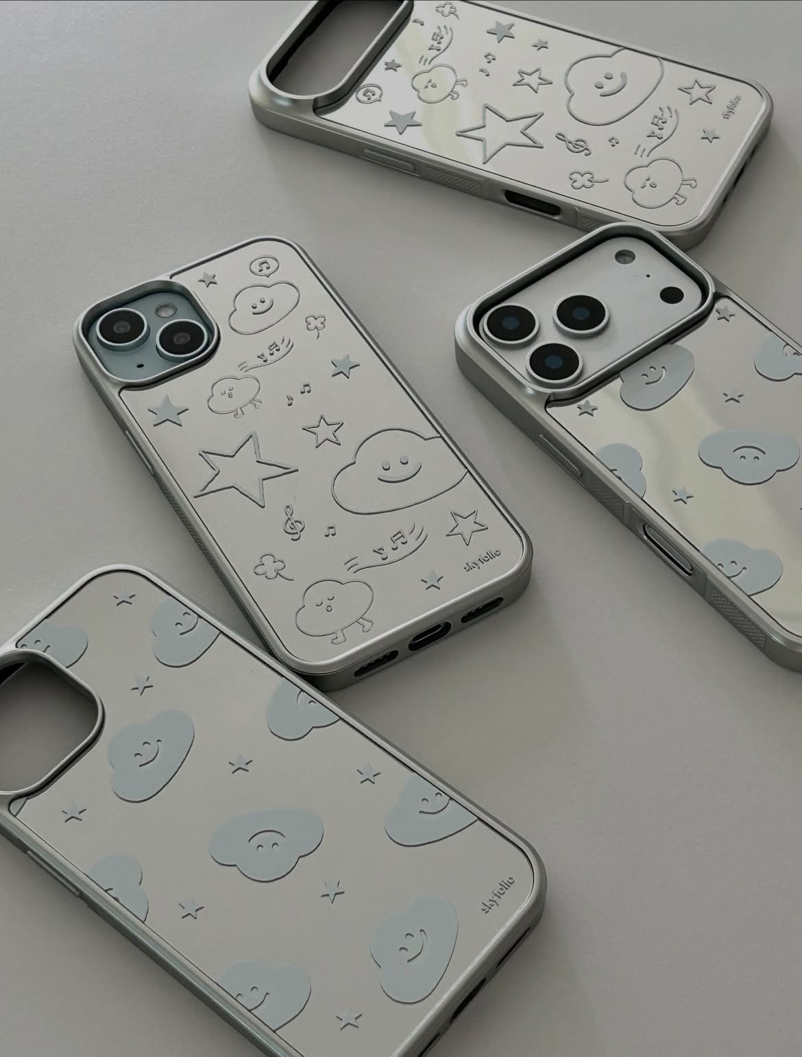 Skyfolio Cloud&Star Pattern Case (Mirror Silver Bumper)