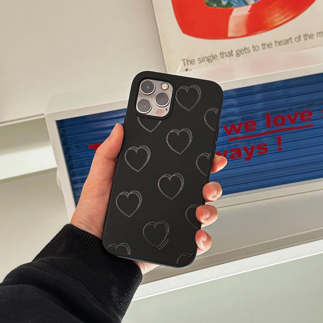 Mazzzzy signature heart case (black) (2款)