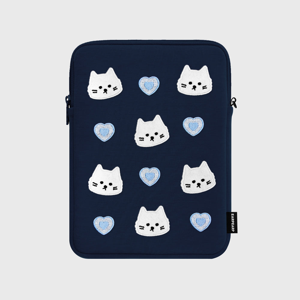 DOT HEART CHICHI-NAVY IPAD POUCH (11 inch)