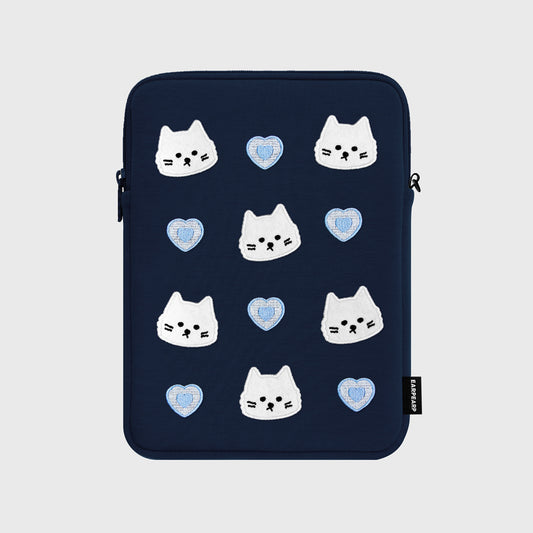 DOT HEART CHICHI-NAVY IPAD POUCH (11 inch)