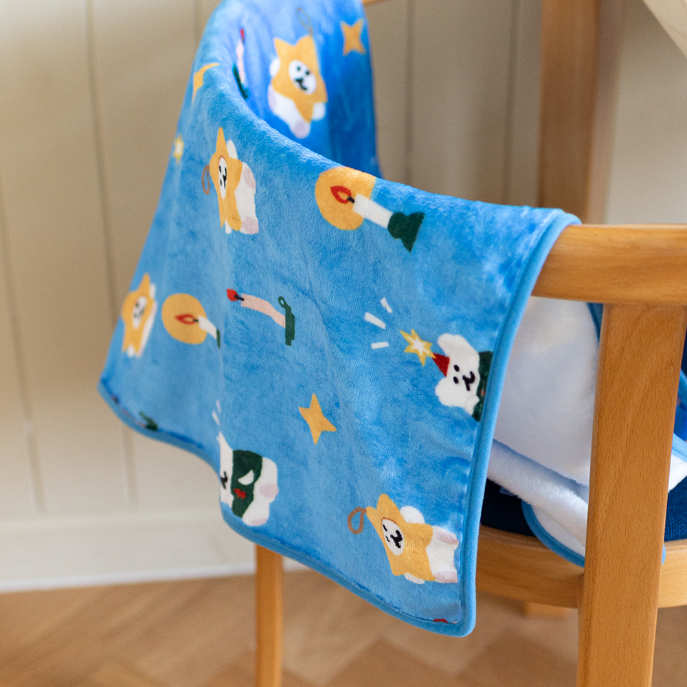 Dinotaeng BOBO Holiday Blanket