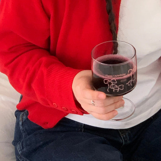 Olivet Happy Unbirthday Drawing Wine Glass
