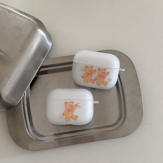 Mademoment Bear Embroidery Airpods Case (半透明殼)