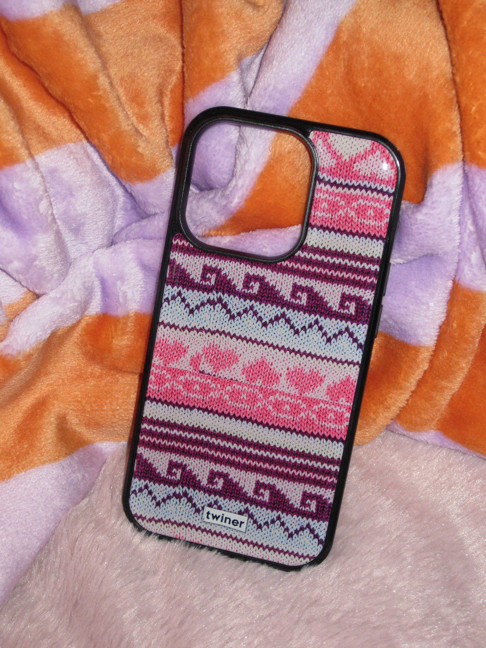 [Pre-order] Twiner Grandma Sweater Phone Case (Epoxy)