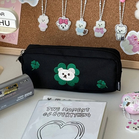 Mazzzzy Clover Muffin Pencil Case