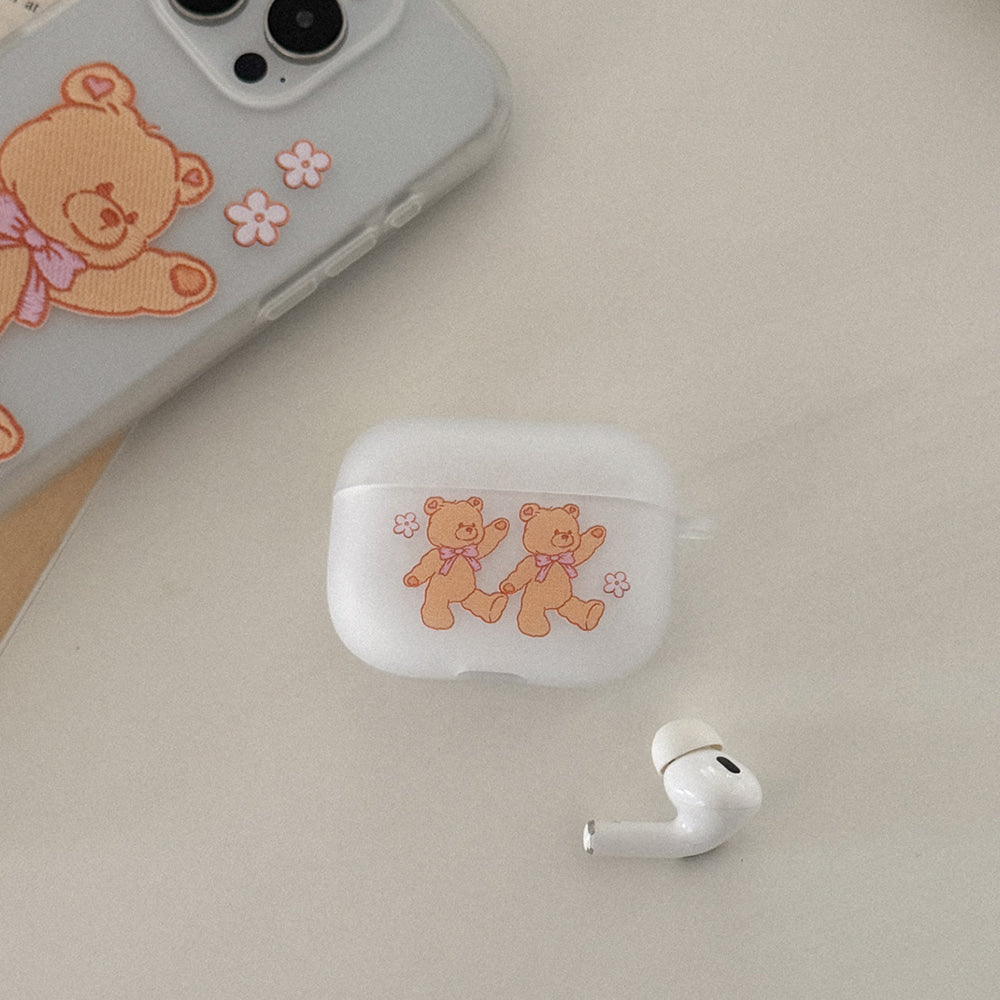 Mademoment Bear Embroidery Airpods Case (半透明殼)