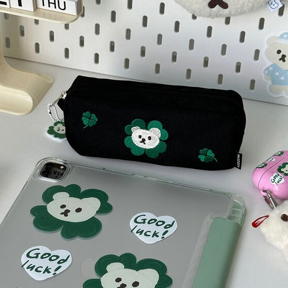 Mazzzzy Clover Muffin Pencil Case