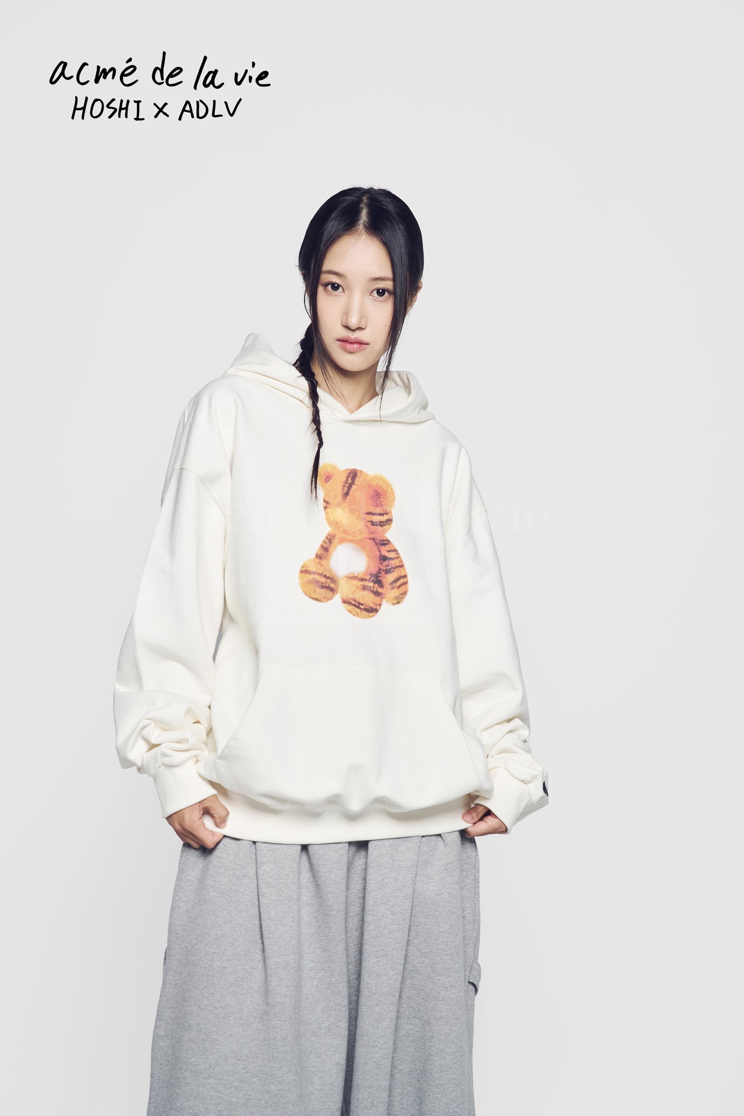 [HOSHI X ADLV] Tiger Figure Hoodie (2色)